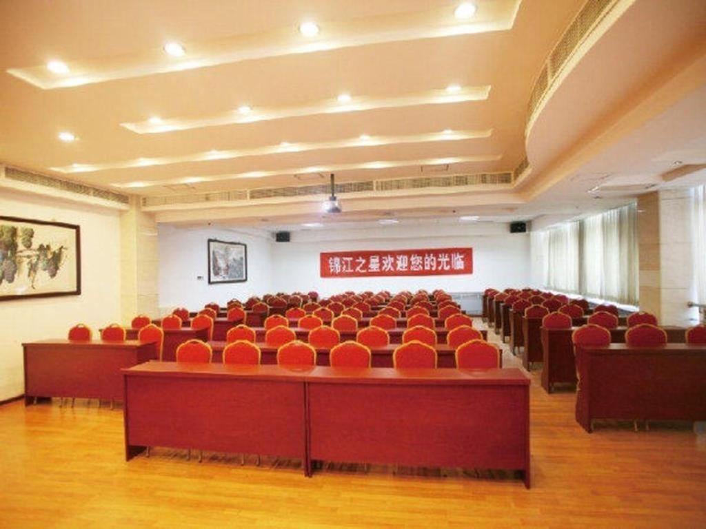 Jinjiang International Tourism And Zone Zhoupu Zhouzhu Highway Branch Hotel Shanghai