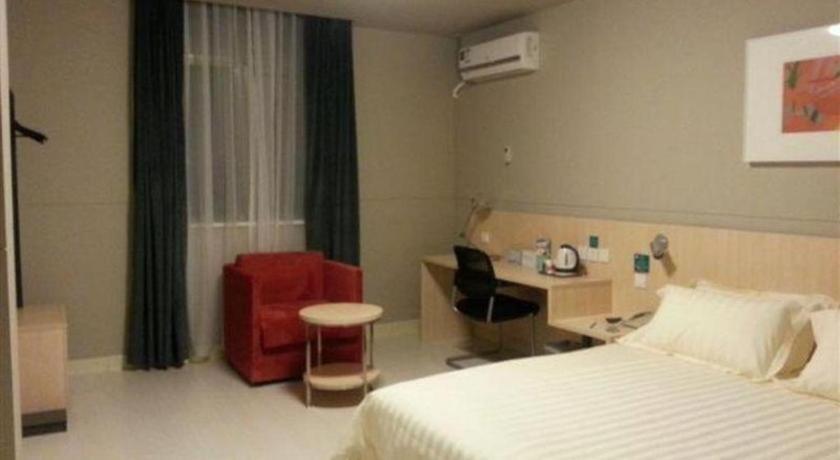 Jinjiang International Tourism And Zone Zhoupu Zhouzhu Highway Branch Hotel