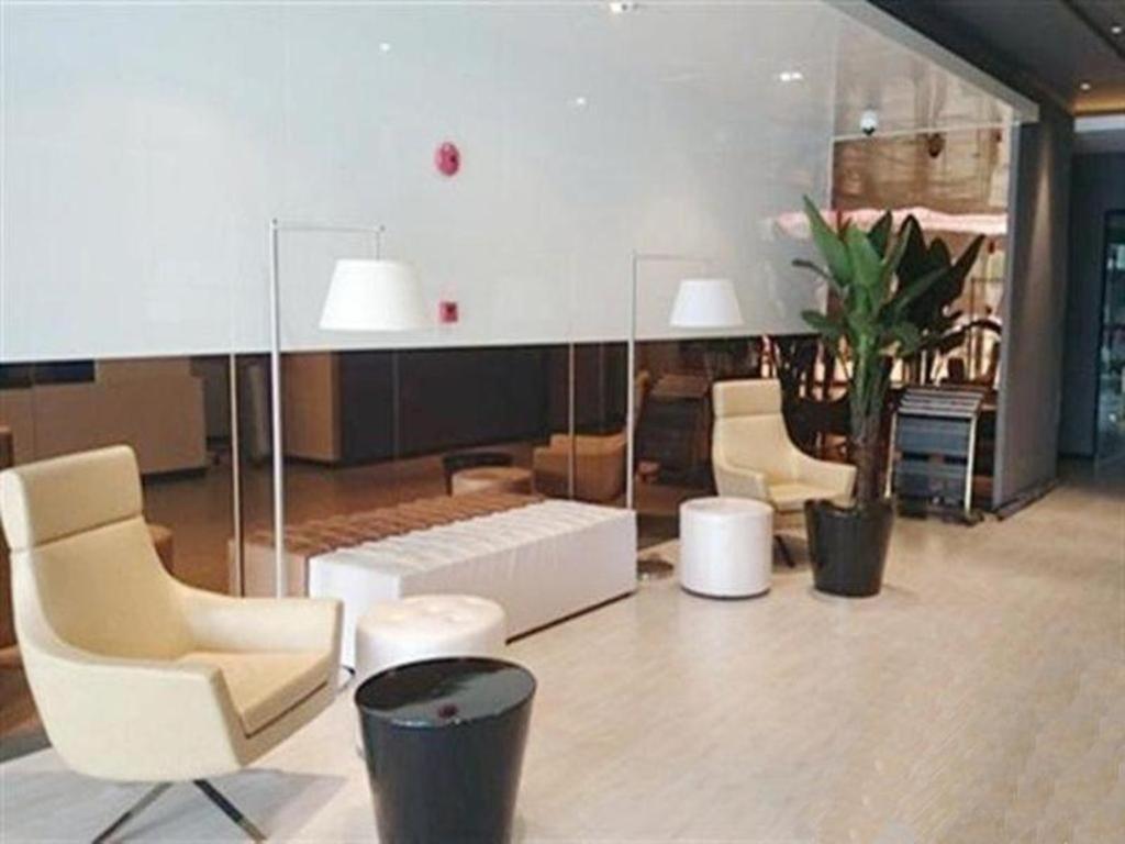 Hotel Jinjiang International Tourism And Zone Zhoupu Zhouzhu Highway Branch
